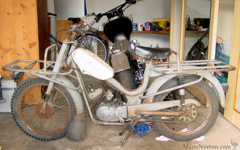 Malanca-Moped-c1960.jpg