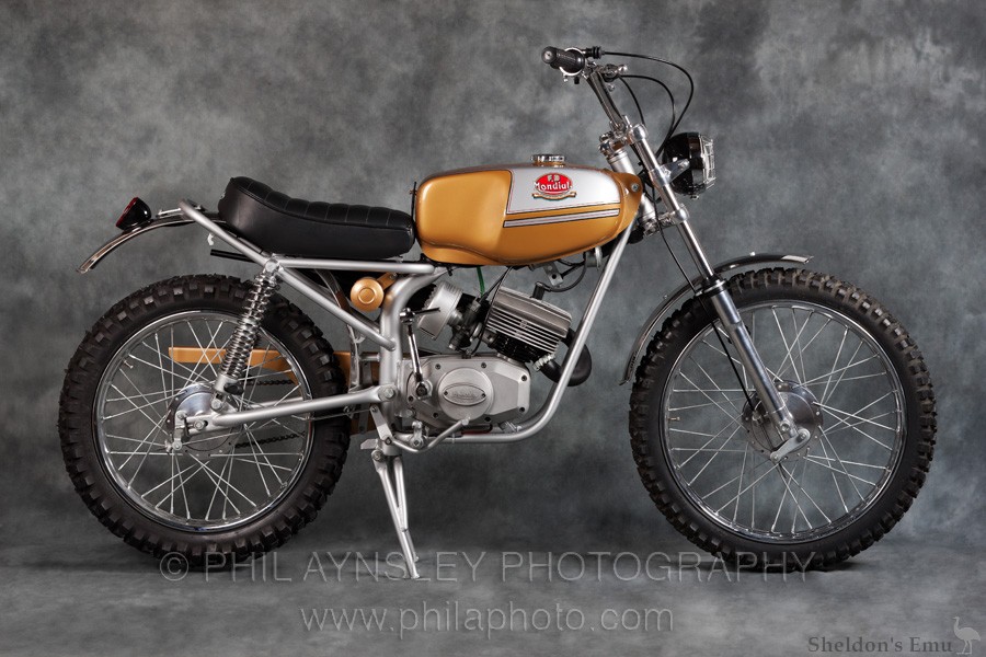 Mondial-1971-Cross-P6-PA-01.jpg