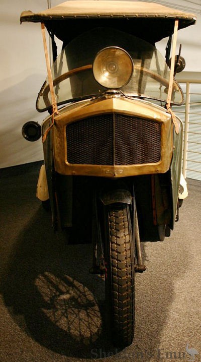 Monotrace-Cabriole-1925-front.jpg