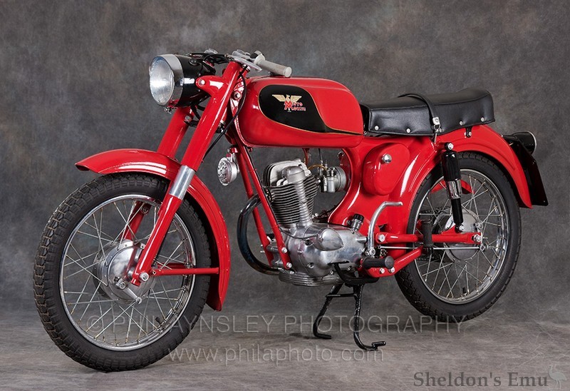 Moto-Morini-1965s-Corsaro-125-110.jpg