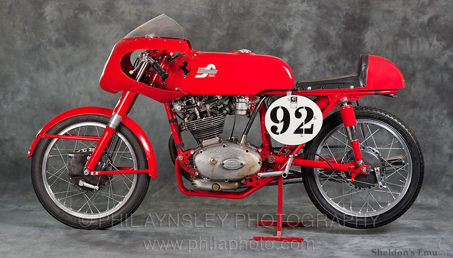 Moto-Guzzi-1956-125-Bialbero-GP-PA.jpg