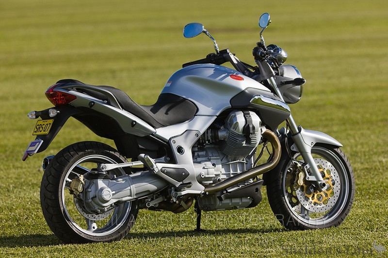 Moto-Guzzi-2008-Breva-PA-002.jpg