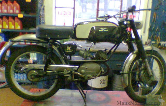 Moto-Guzzi-1969-Dingo.jpg