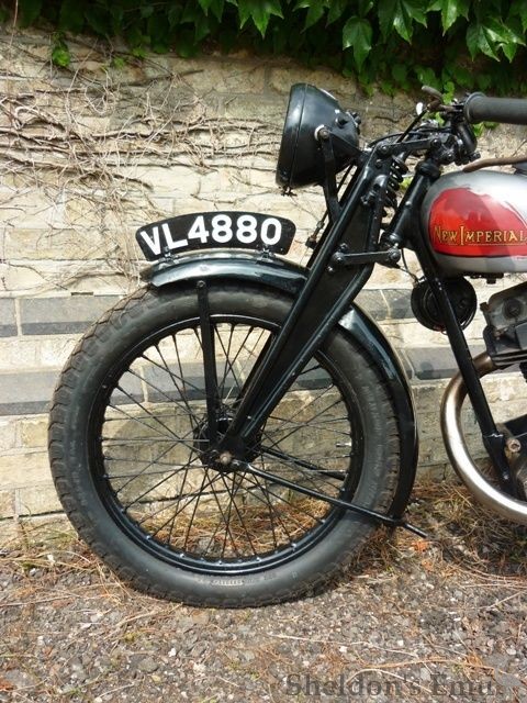 New-Imperial-1933-250cc-4656-05.jpg