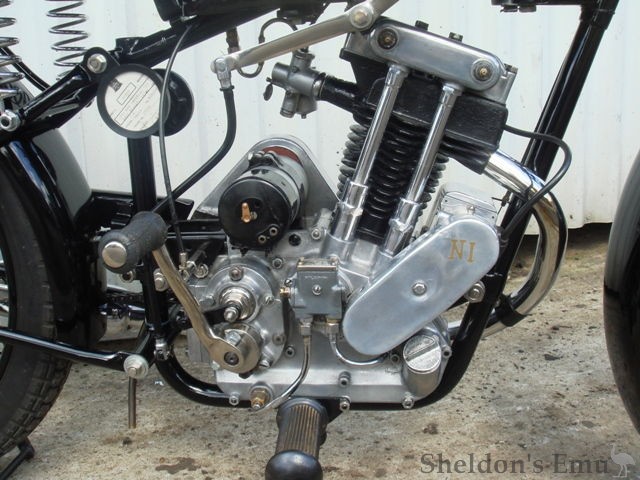 New-Imperial-1934-150cc-4275-09.jpg