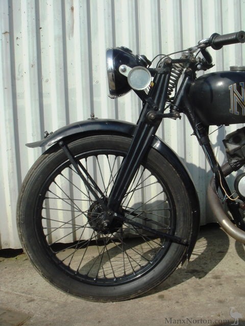 New-Imperial-1934-150cc-4364-06.jpg