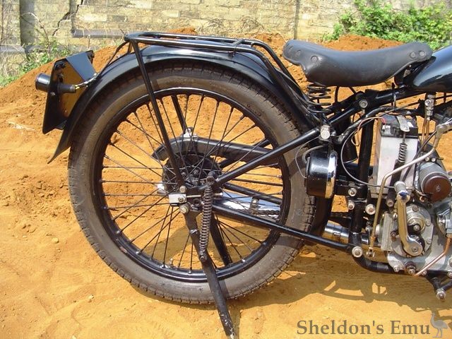 New-Imperial-1937-150cc-3902-11.jpg