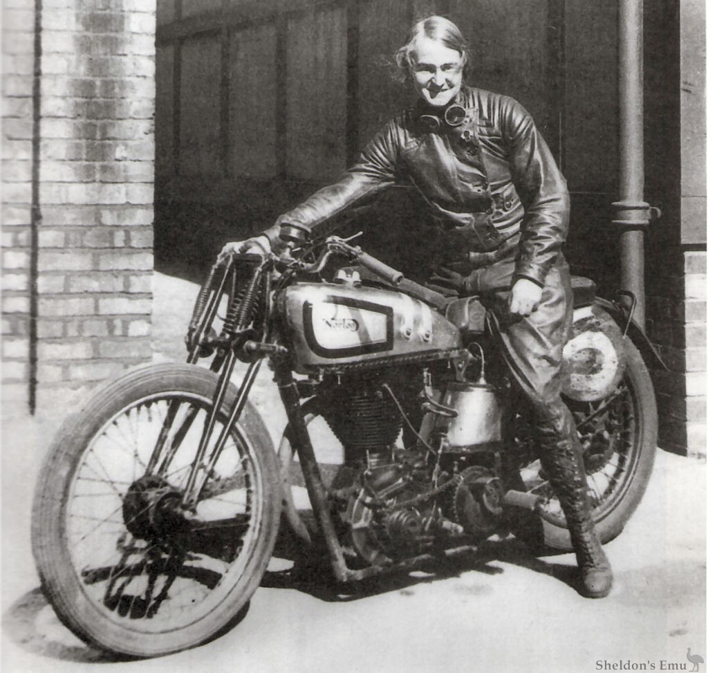 Norton-1935-M30-Manx-Beatrice-Shilling-2.jpg