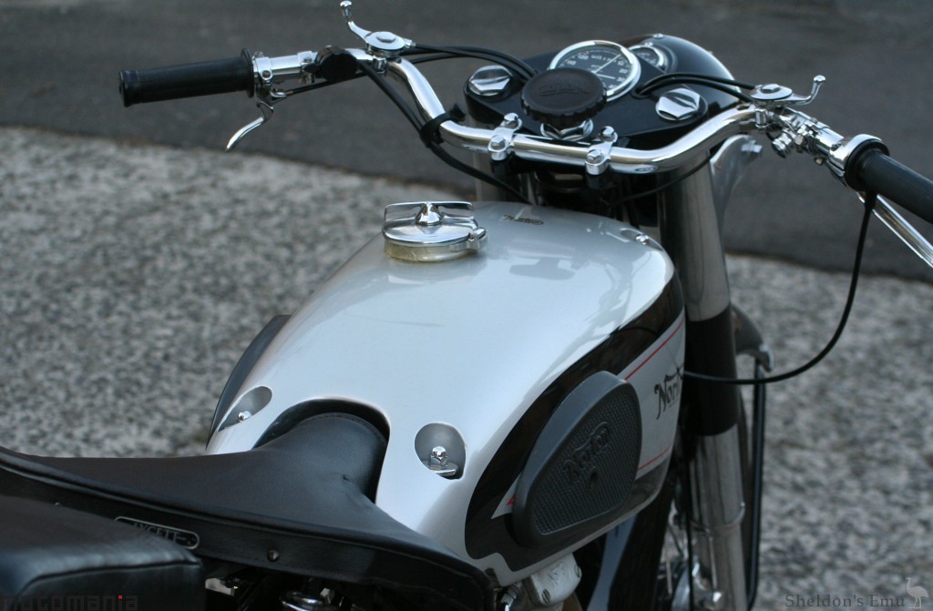 Norton-1950-International-Motomania-4.jpg