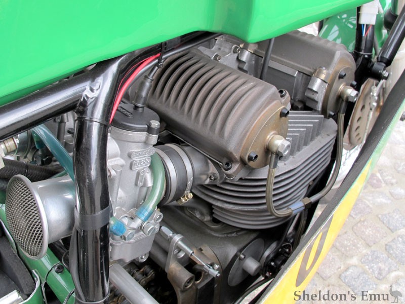 Paton-1971c-GP500-HnH-3.jpg