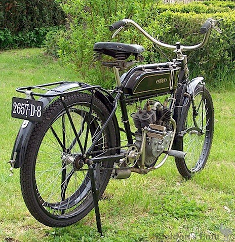 Peugeot-1913-350cc-V-Twin-2.jpg
