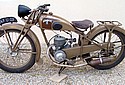 Peugeot-1947-Confort-125cc-Model-P55C-2.jpg