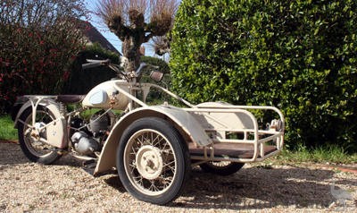 Peugeot-1953-TN55-Triporteur-125cc-1.jpg