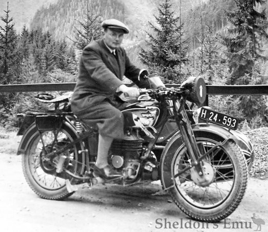 Puch-1937-500VL-Outfit.jpg