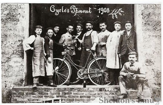 Ravat-1908-Workshop.jpg