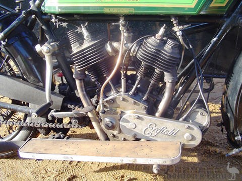 Royal-Enfield-1921-8HP-V-twin-3.jpg