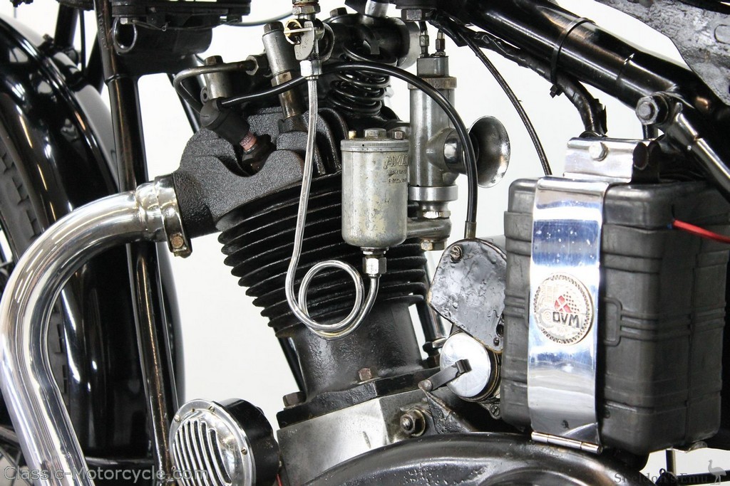 Royal-Enfield-1931-500cc-Model-J-CMAT-05.jpg