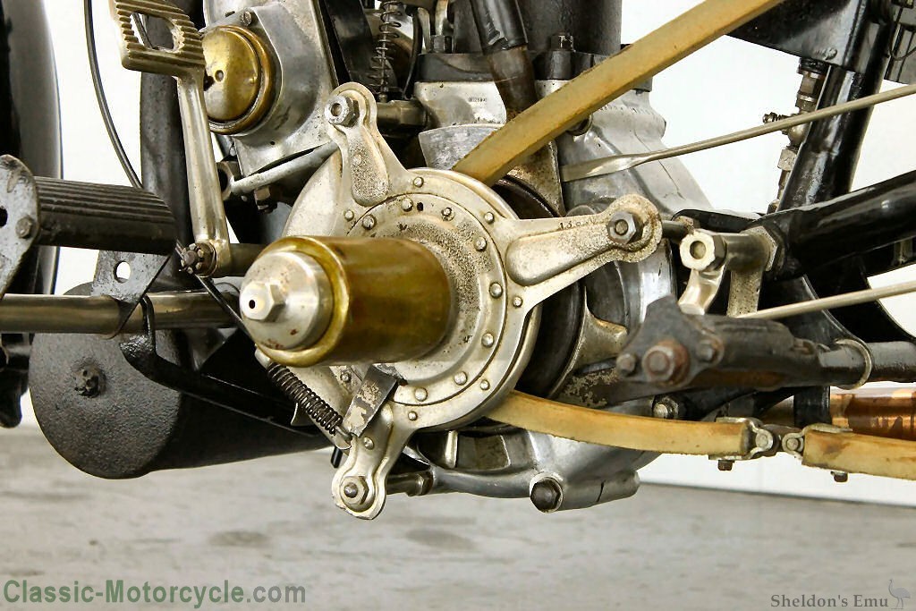 Rudge-1920-TT-500-CMAT-10.jpg