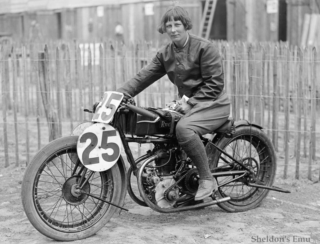 Rudge-1925-350cc-Gwenda-Stewart-BNF.jpg