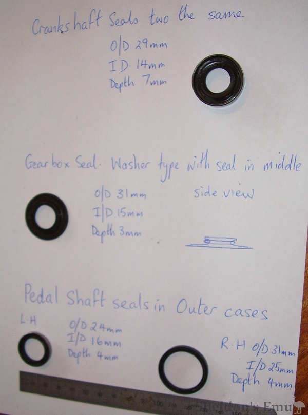 Sachs-Crescent-Moped-Oilseals.jpg