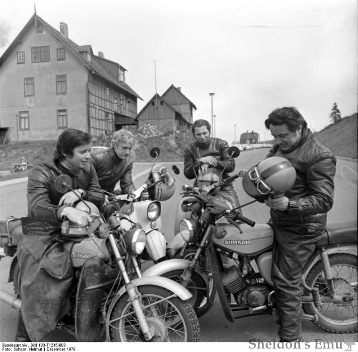 Simson-1978c-Versuchsfahrer.jpg