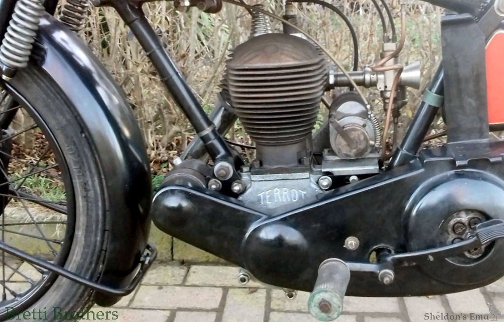 Terrot-1931-350cc-HST-Bretti-04.jpg