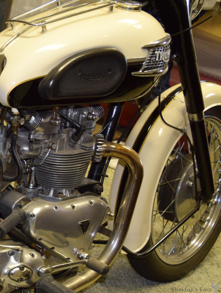 Triumph-1959-Tiger-Oregon-4.jpg