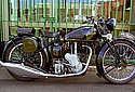 Velocette-1947-MSS-500cc-Trojan-1.jpg