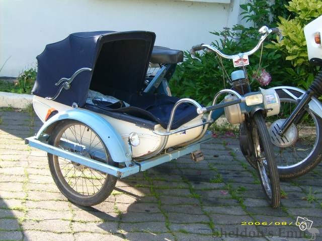 Velosolex-sidecar.jpg