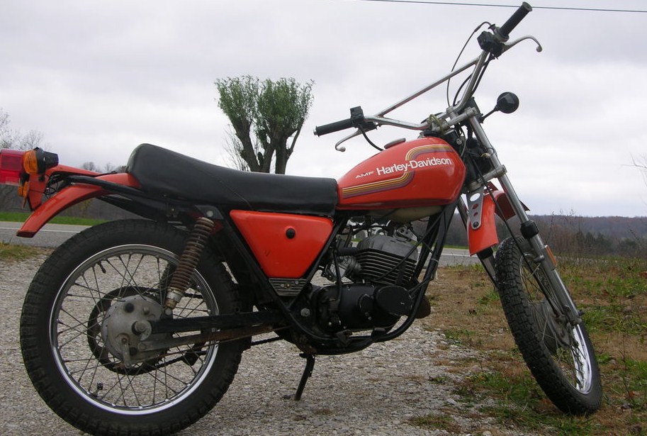 Aermacchi-1975-SXT125
